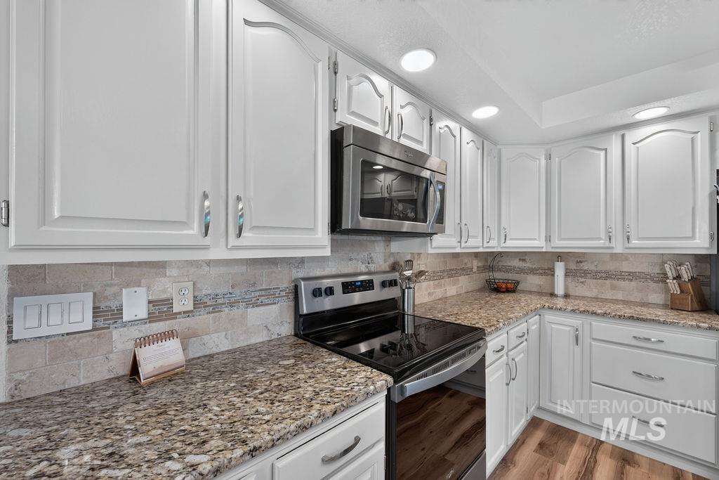 1810 Primrose Dr, Nampa, Idaho 83686, 4 Bedrooms, 2 Bathrooms, Residential For Sale, Price $670,000, 99004175