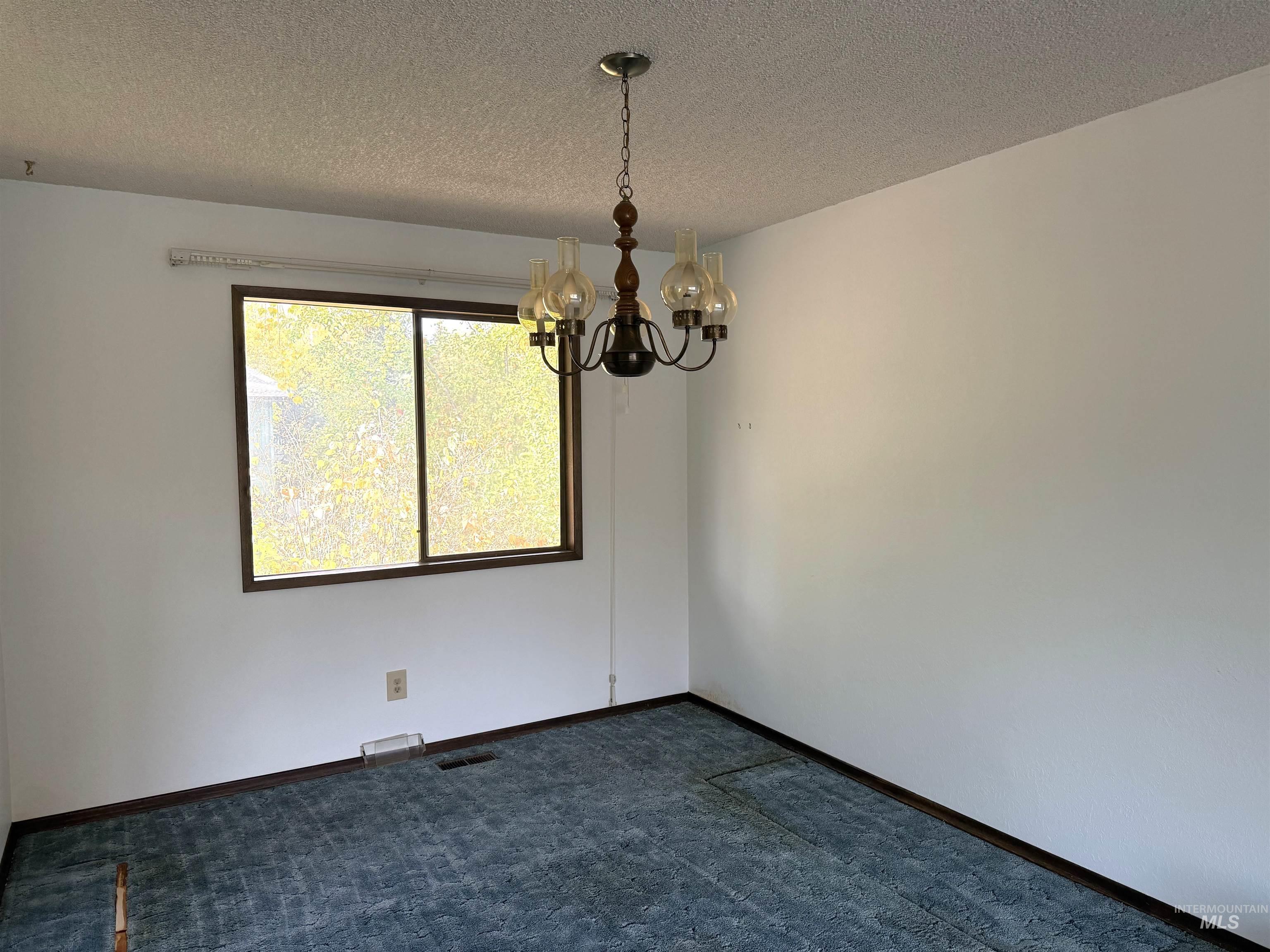 1329 Tamarack, Moscow, Idaho 83843, 4 Bedrooms, 3 Bathrooms, Residential For Sale, Price $549,000, 99004177