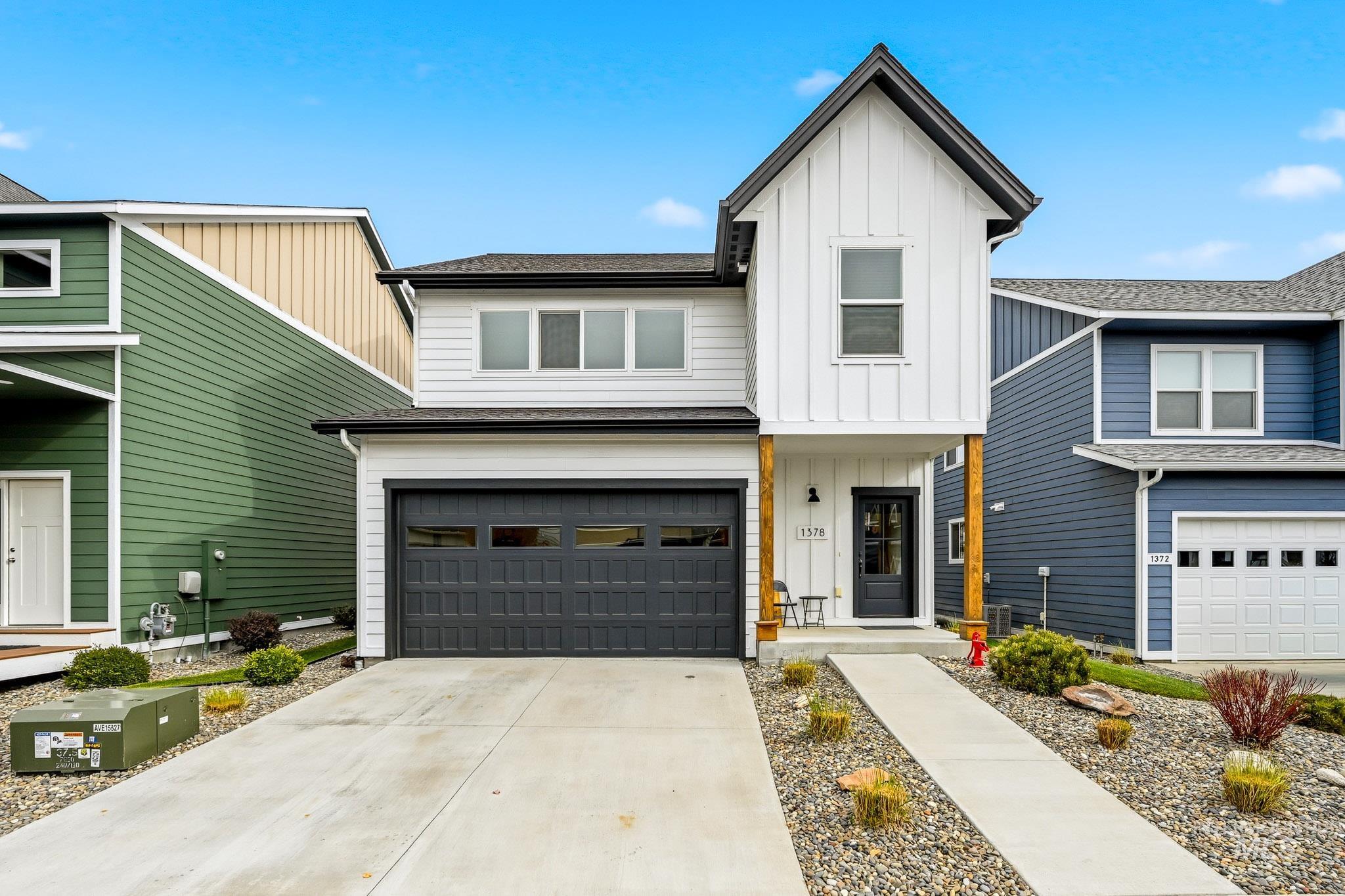 1378 Indian Hills Drive, Moscow, Idaho 83843, 3 Bedrooms, 2.5 Bathrooms, Residential For Sale, Price $479,000, 99004178