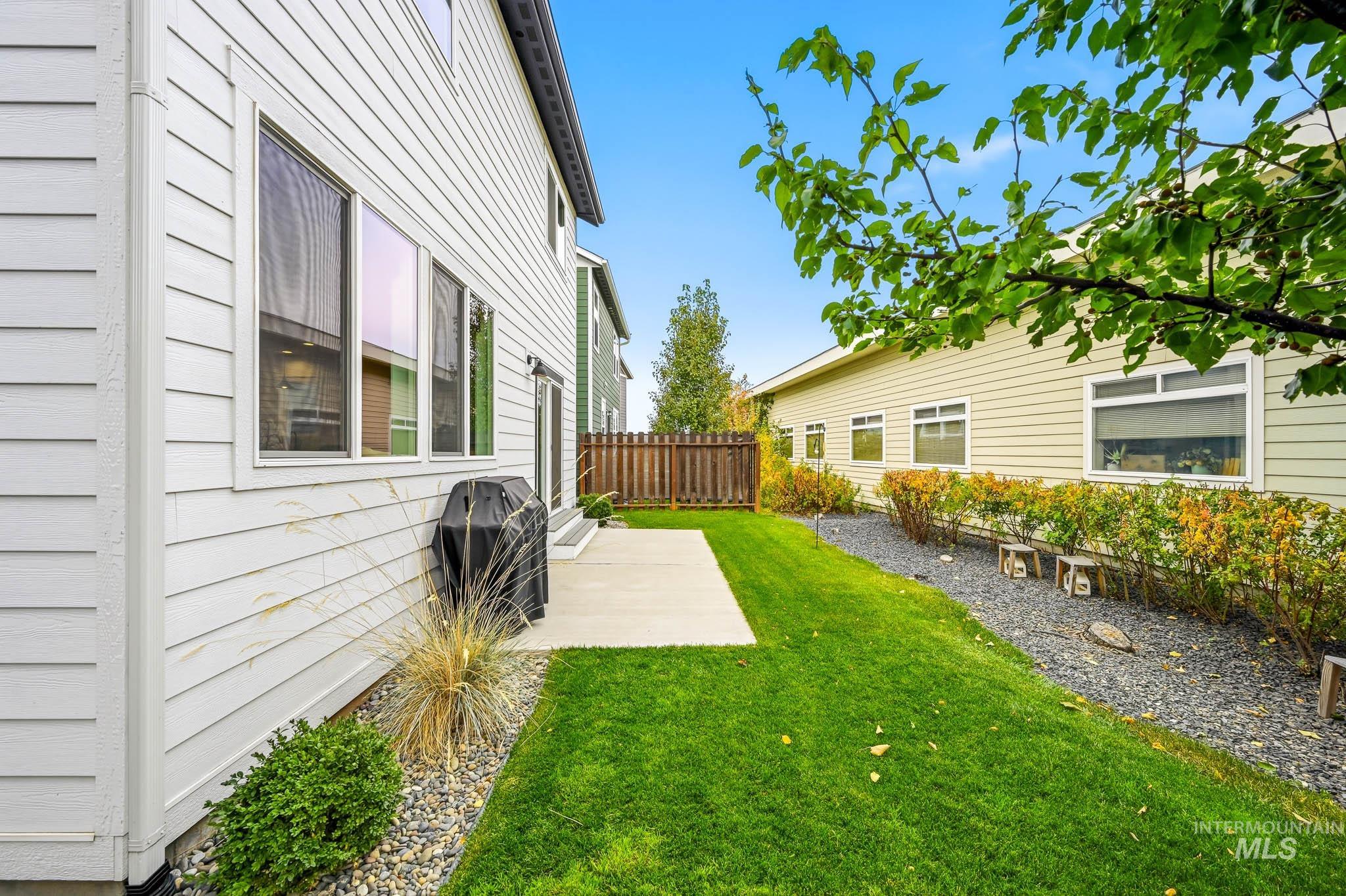 1378 Indian Hills Drive, Moscow, Idaho 83843, 3 Bedrooms, 2.5 Bathrooms, Residential For Sale, Price $479,000, 99004178