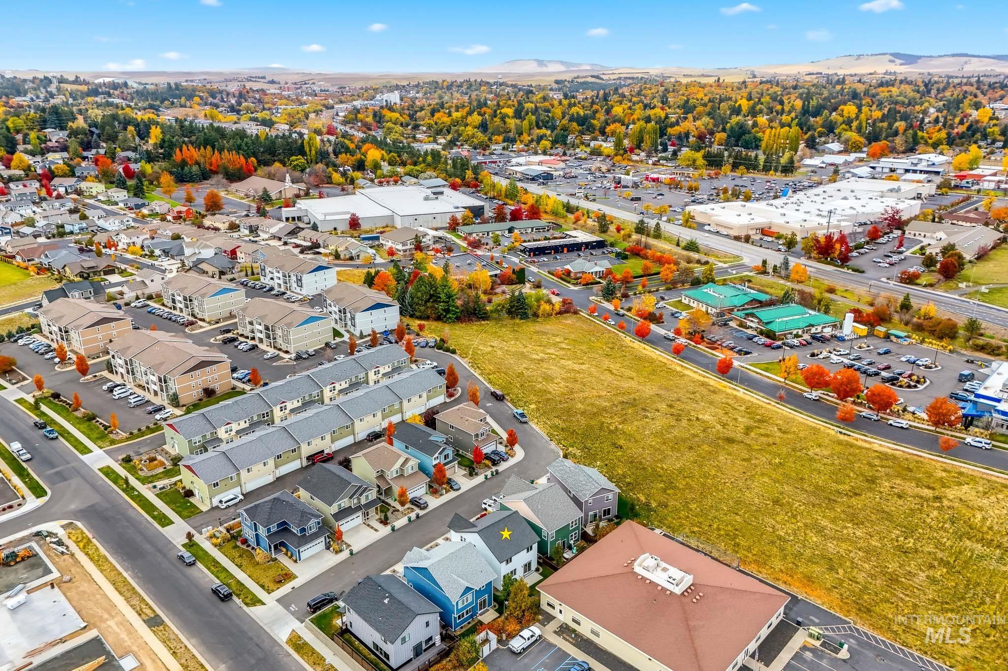 1378 Indian Hills Drive, Moscow, Idaho 83843, 3 Bedrooms, 2.5 Bathrooms, Residential For Sale, Price $479,000, 99004178