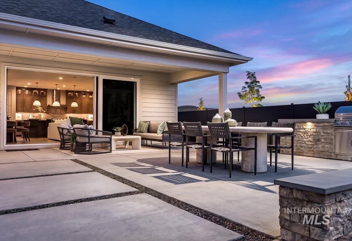 6189 N Foxglove Way, Eagle, Idaho 83616, 3 Bedrooms, 2.5 Bathrooms, Residential For Sale, Price $651,362, 99004181