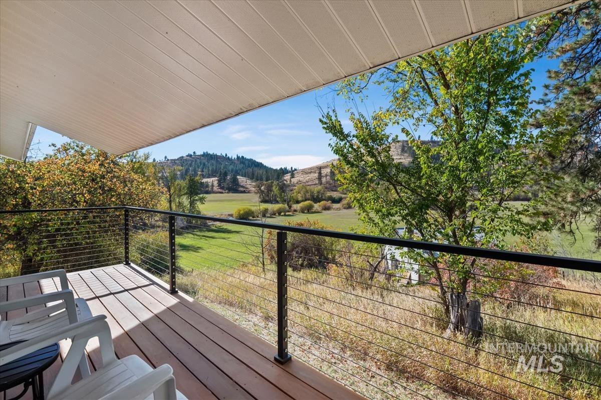 2687 West Fork Rd, Fruitvale, Idaho 83612, 2 Bedrooms, 2 Bathrooms, Residential For Sale, Price $774,900,MLS 99004183