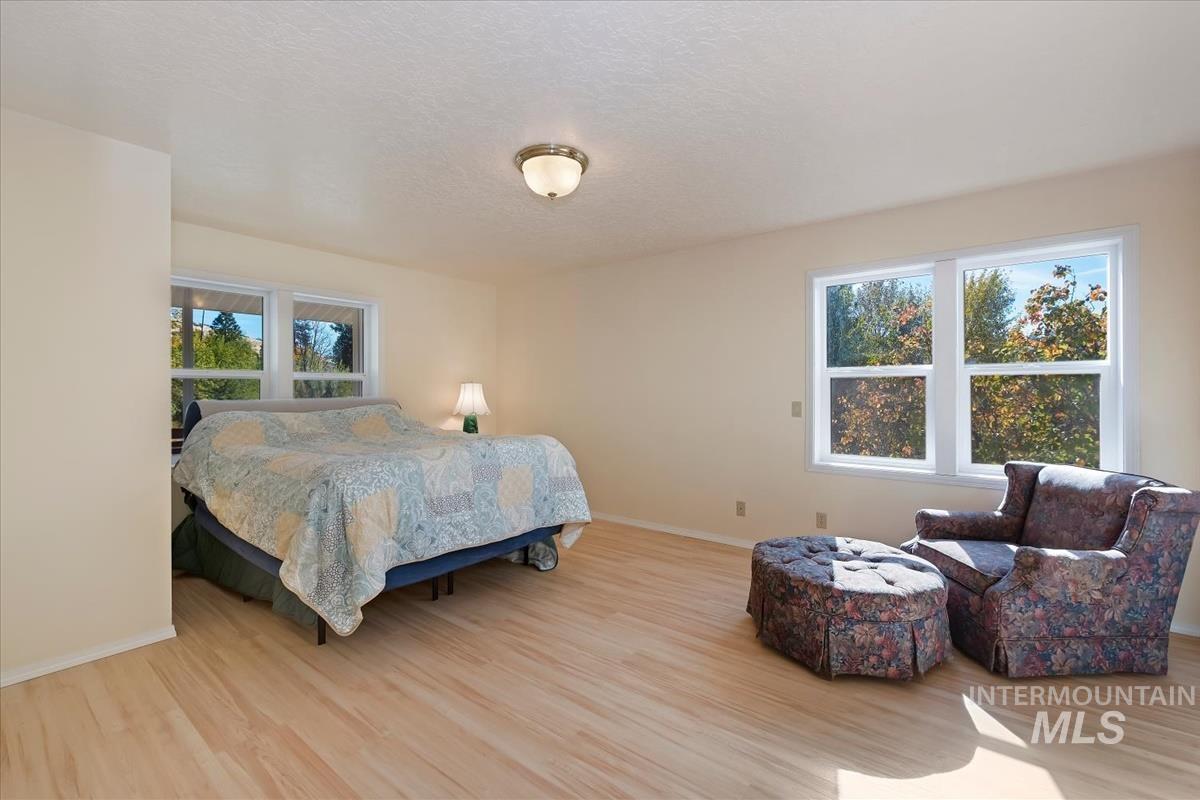 2687 West Fork Rd, Fruitvale, Idaho 83612, 2 Bedrooms, 2 Bathrooms, Residential For Sale, Price $774,900,MLS 99004183