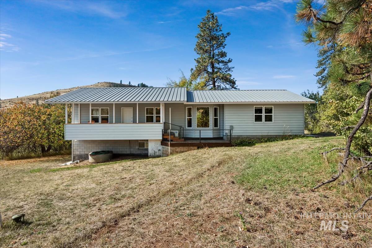 2687 West Fork Rd, Fruitvale, Idaho 83612, 2 Bedrooms, 2 Bathrooms, Residential For Sale, Price $774,900,MLS 99004183
