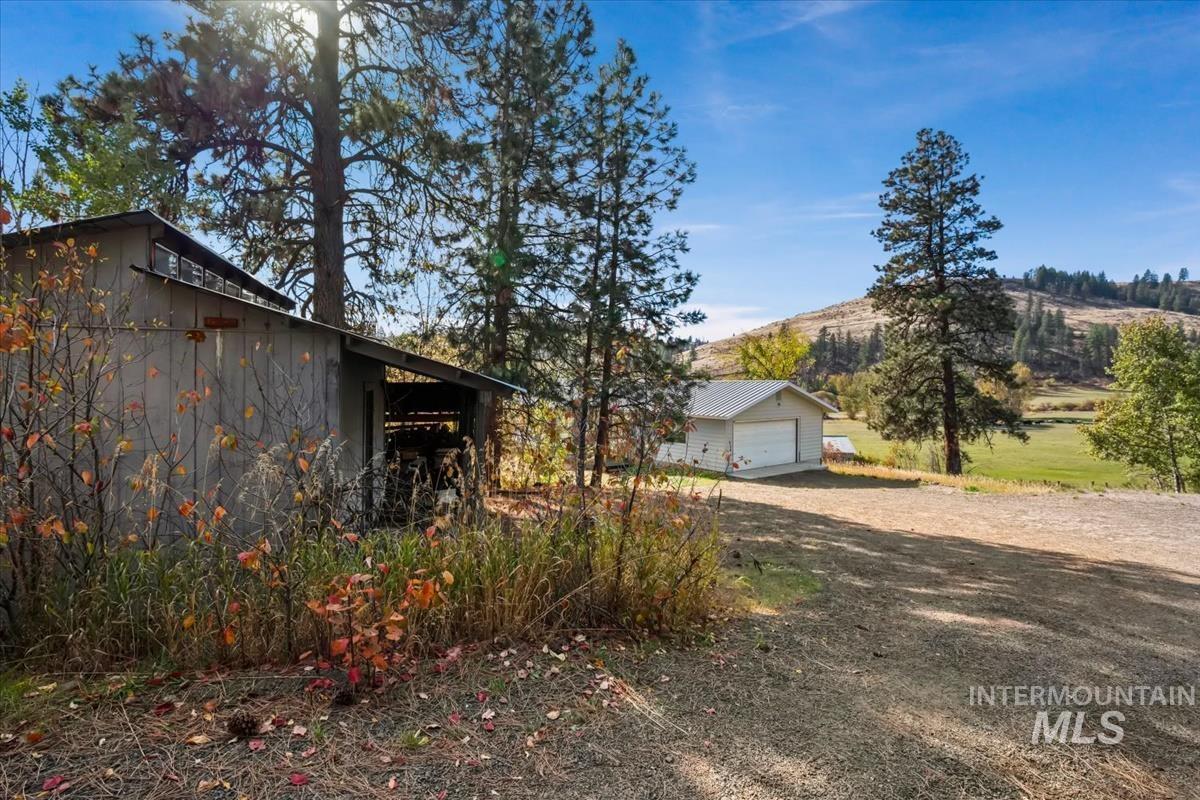 2687 West Fork Rd, Fruitvale, Idaho 83612, 2 Bedrooms, 2 Bathrooms, Residential For Sale, Price $774,900,MLS 99004183