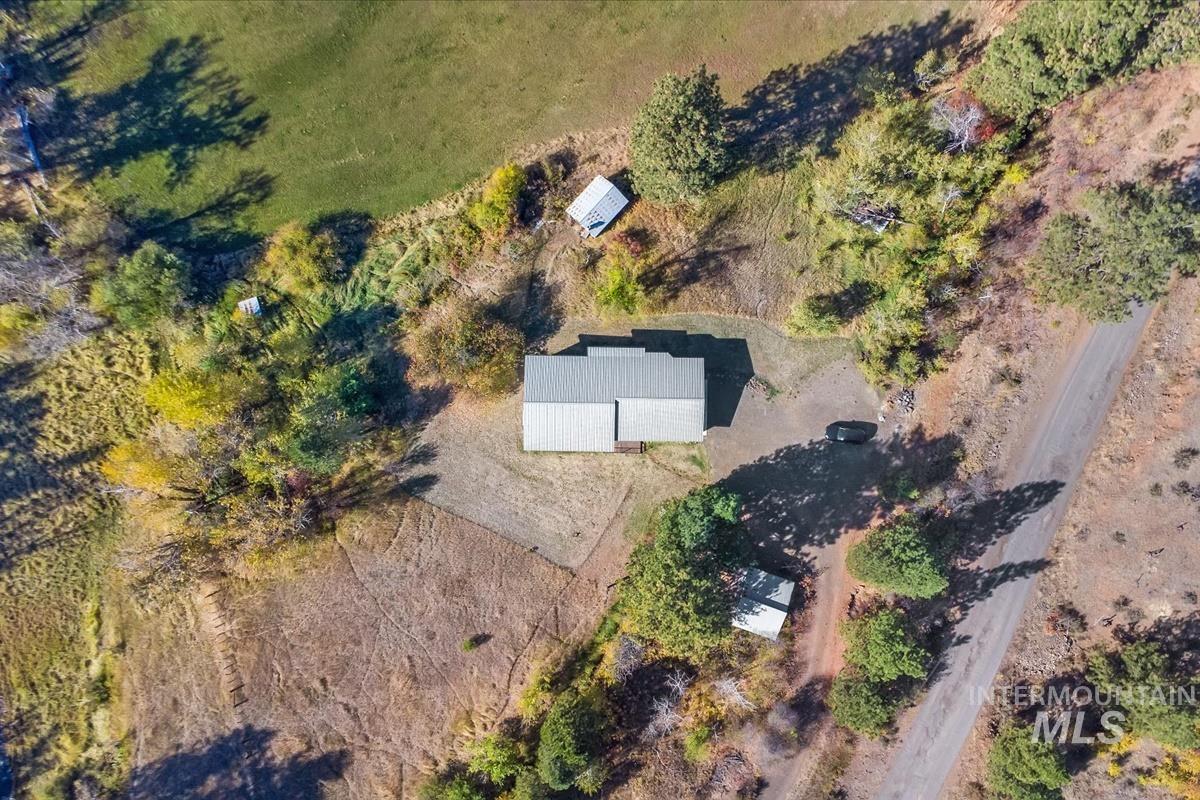 2687 West Fork Rd, Fruitvale, Idaho 83612, 2 Bedrooms, 2 Bathrooms, Residential For Sale, Price $774,900,MLS 99004183