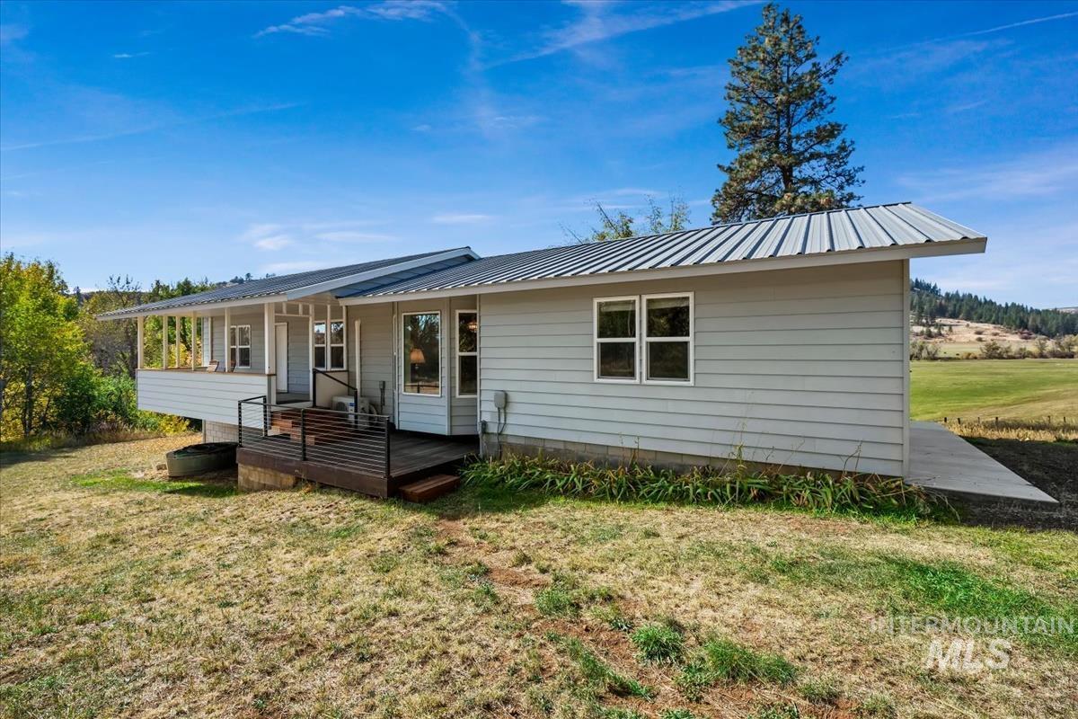 2687 West Fork Rd, Fruitvale, Idaho 83612, 2 Bedrooms, 2 Bathrooms, Residential For Sale, Price $774,900,MLS 99004183