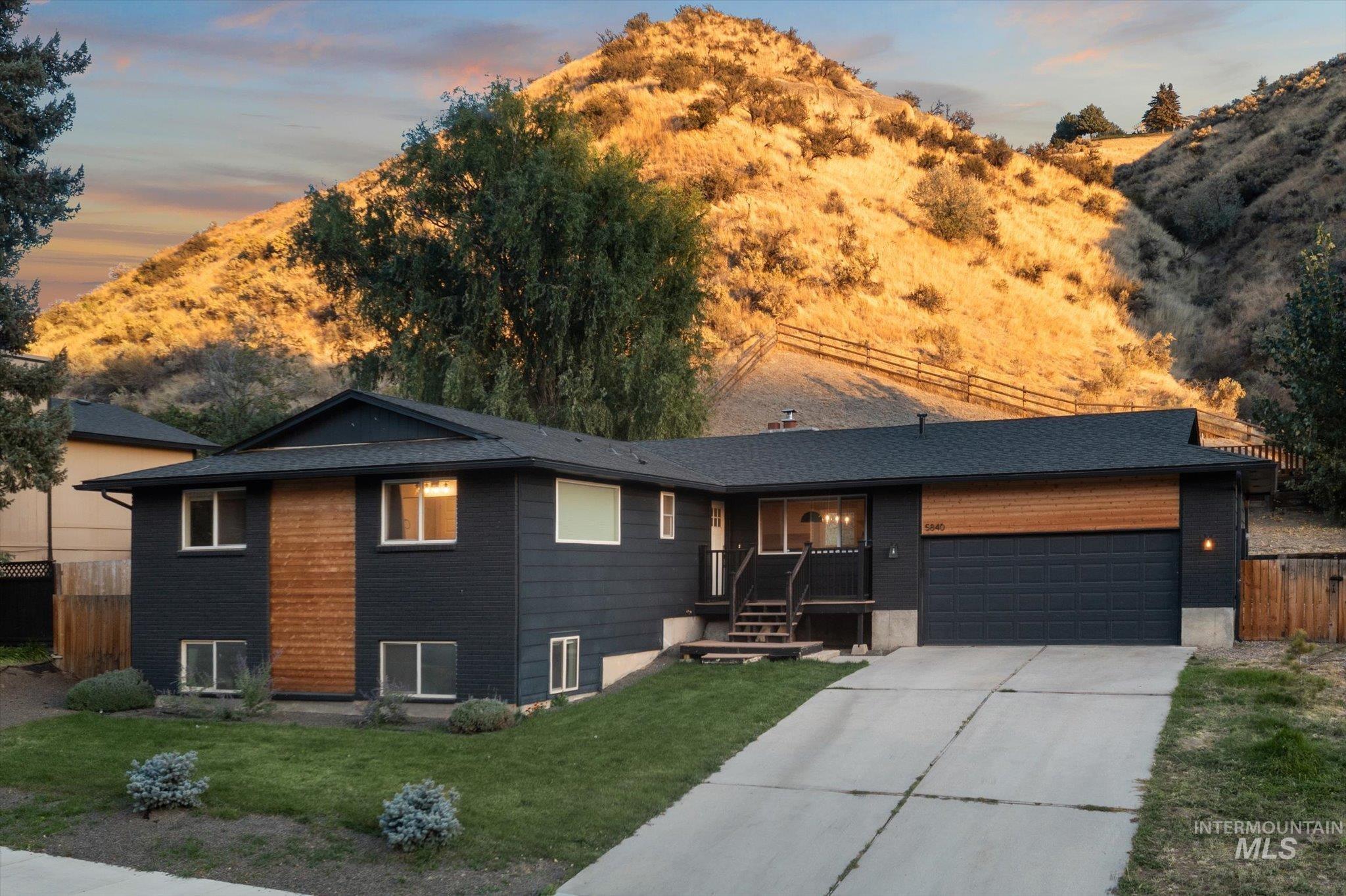 5840 N Collister Dr, Boise, Idaho 83703, 4 Bedrooms, 3 Bathrooms, Residential For Sale, Price $950,000,MLS 99004188