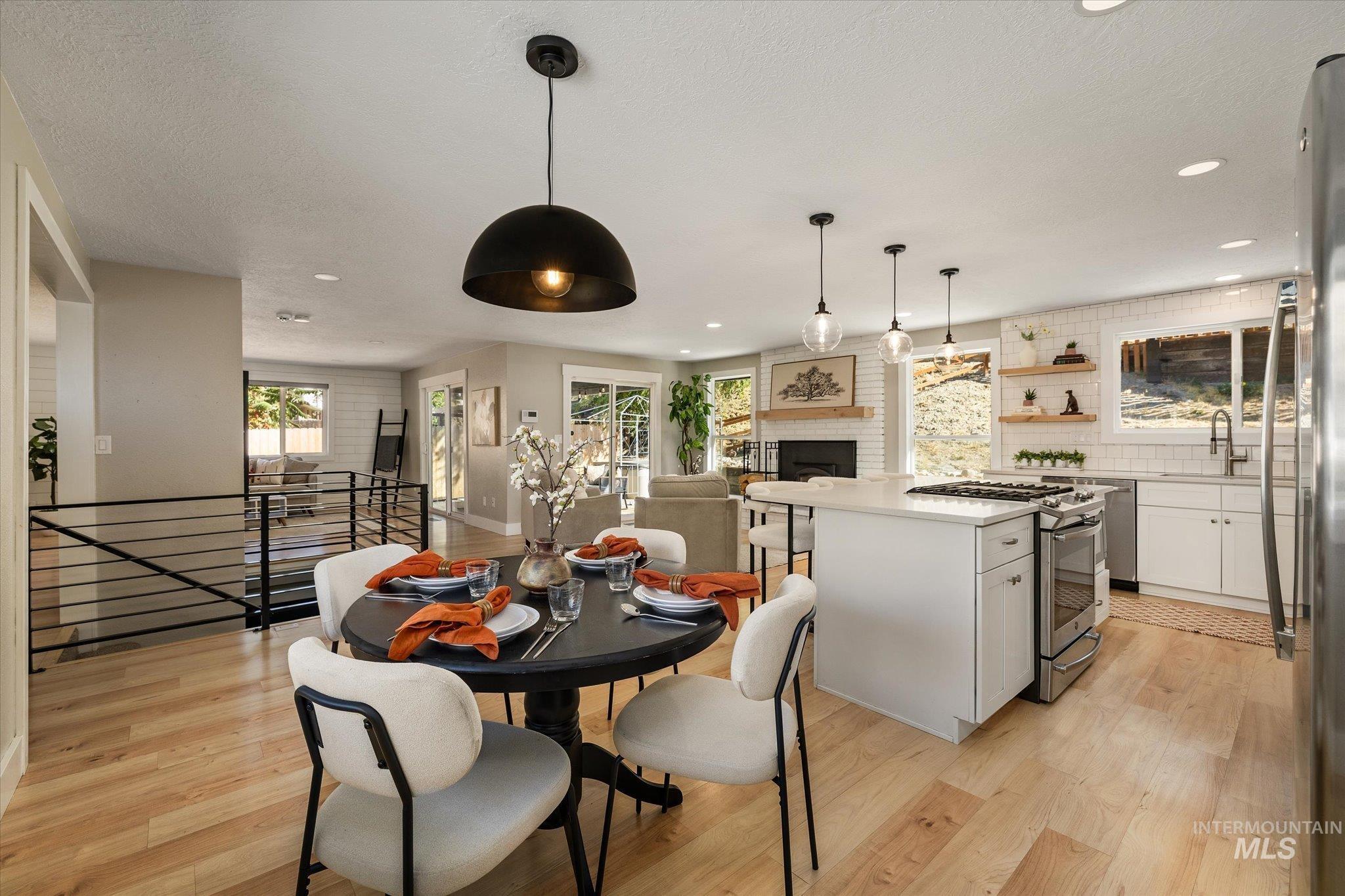 5840 N Collister Dr, Boise, Idaho 83703, 4 Bedrooms, 3 Bathrooms, Residential For Sale, Price $950,000,MLS 99004188