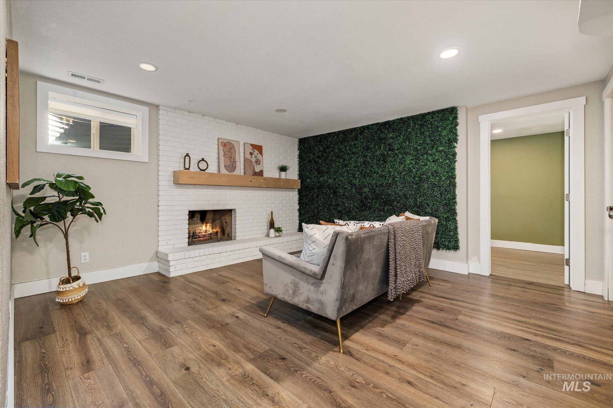 5840 N Collister Dr, Boise, Idaho 83703, 4 Bedrooms, 3 Bathrooms, Residential For Sale, Price $950,000,MLS 99004188