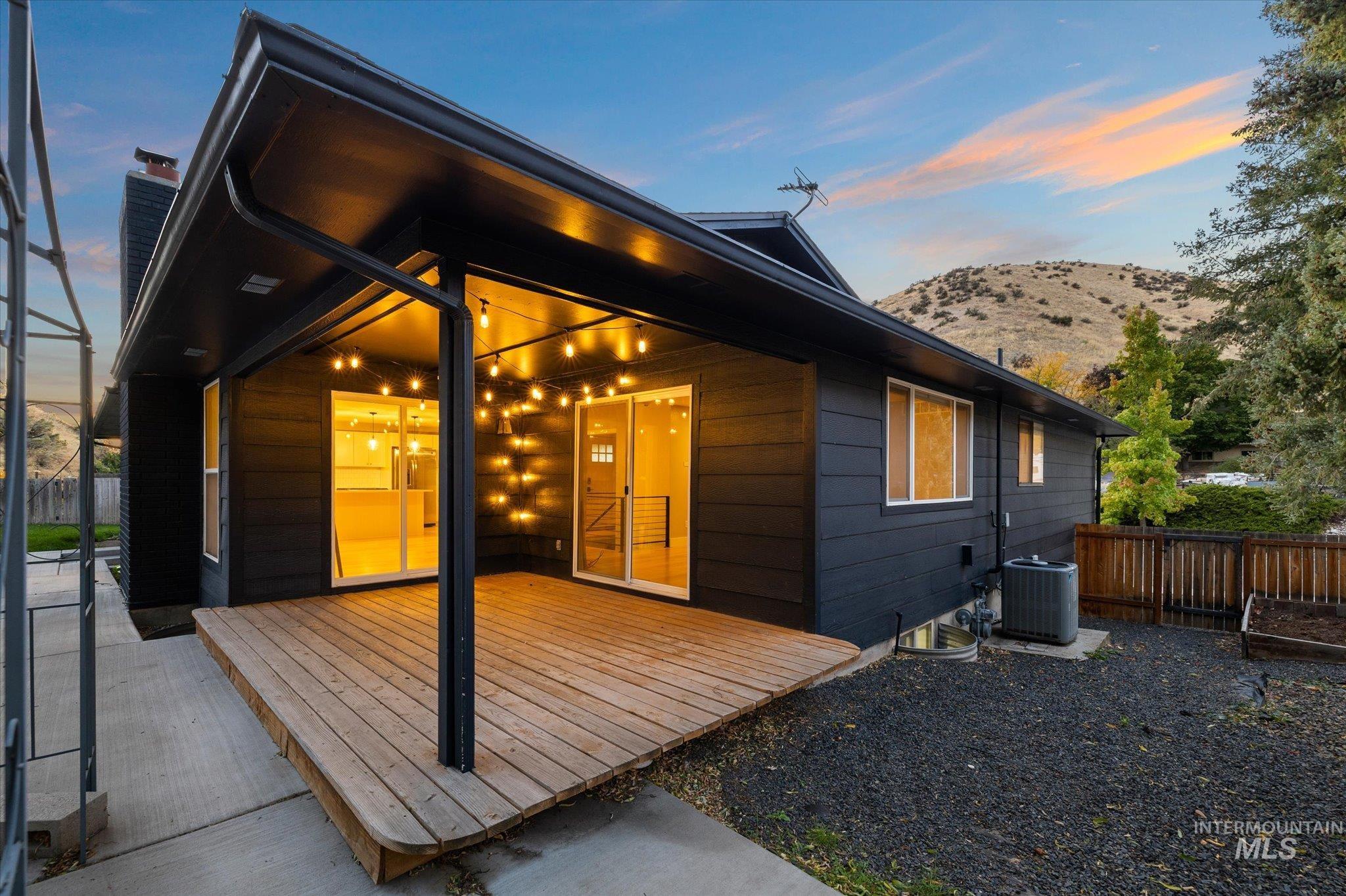 5840 N Collister Dr, Boise, Idaho 83703, 4 Bedrooms, 3 Bathrooms, Residential For Sale, Price $950,000,MLS 99004188