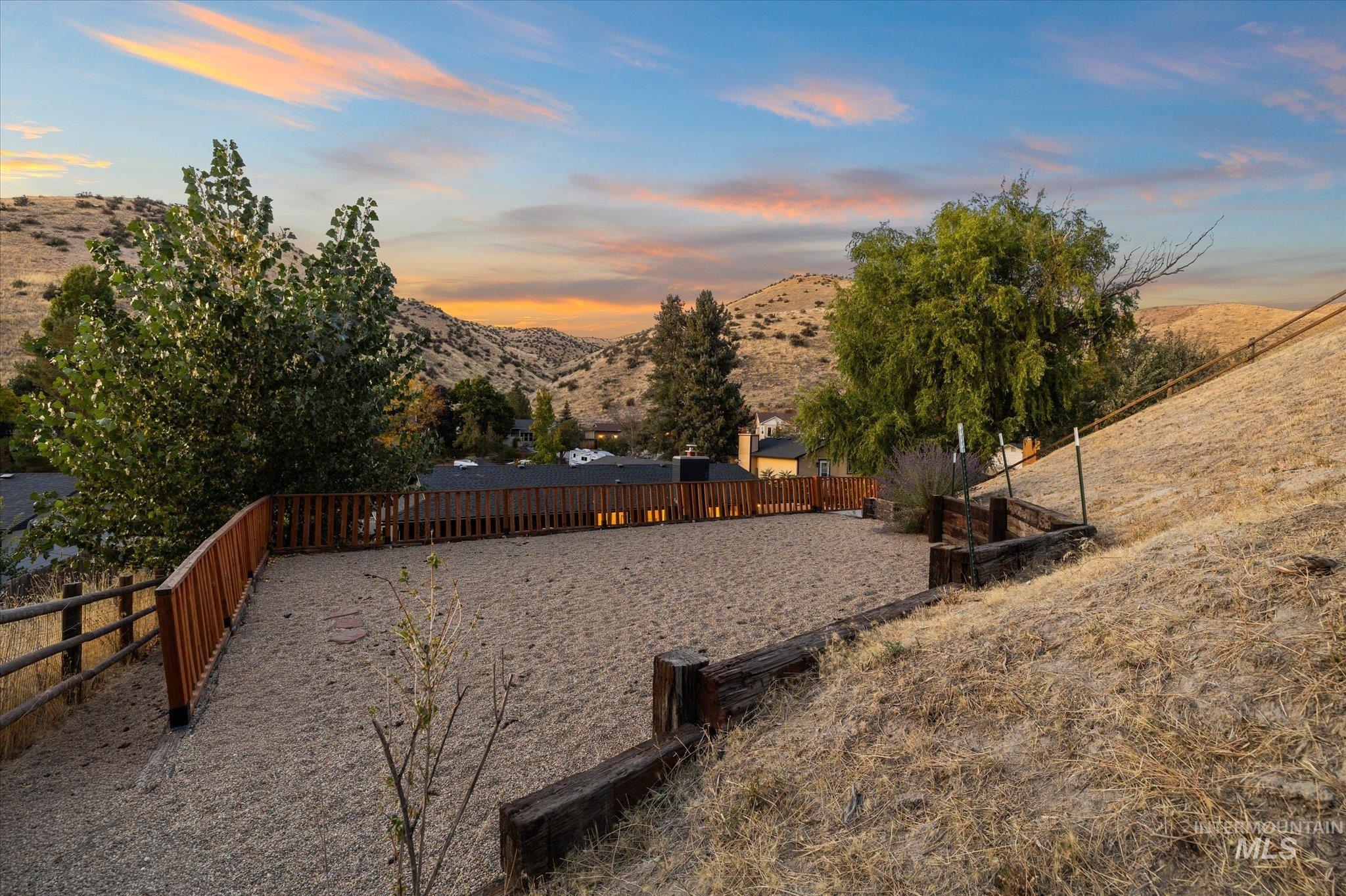 5840 N Collister Dr, Boise, Idaho 83703, 4 Bedrooms, 3 Bathrooms, Residential For Sale, Price $950,000,MLS 99004188