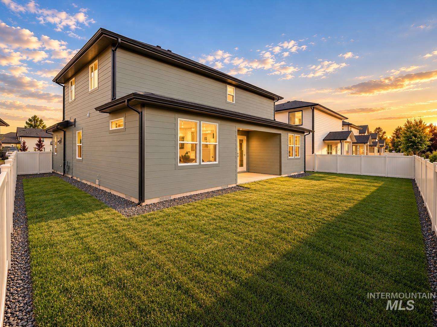772 S Cassandra Ave, Kuna, Idaho 83634, 4 Bedrooms, 3.5 Bathrooms, Residential For Sale, Price $557,900,MLS 99004192