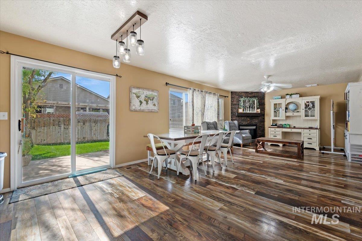 2319 W Lake Pointe Ct, Nampa, Idaho 83651, 4 Bedrooms, 2.5 Bathrooms, Residential For Sale, Price $440,000,MLS 99004193