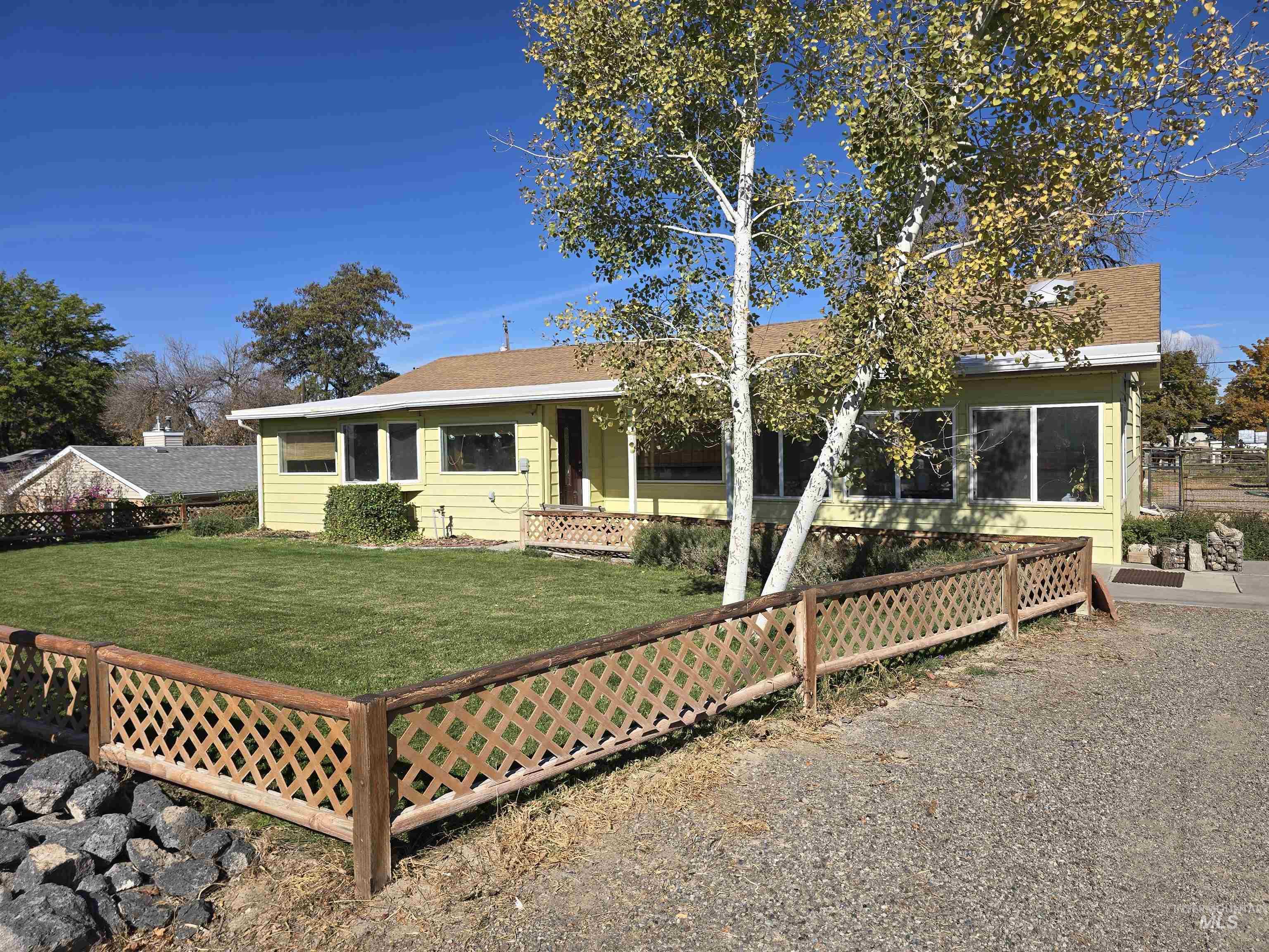 610 Monroe St. West, Kimberly, Idaho 83341, 3 Bedrooms, 2 Bathrooms, Residential For Sale, Price $324,900,MLS 99004197