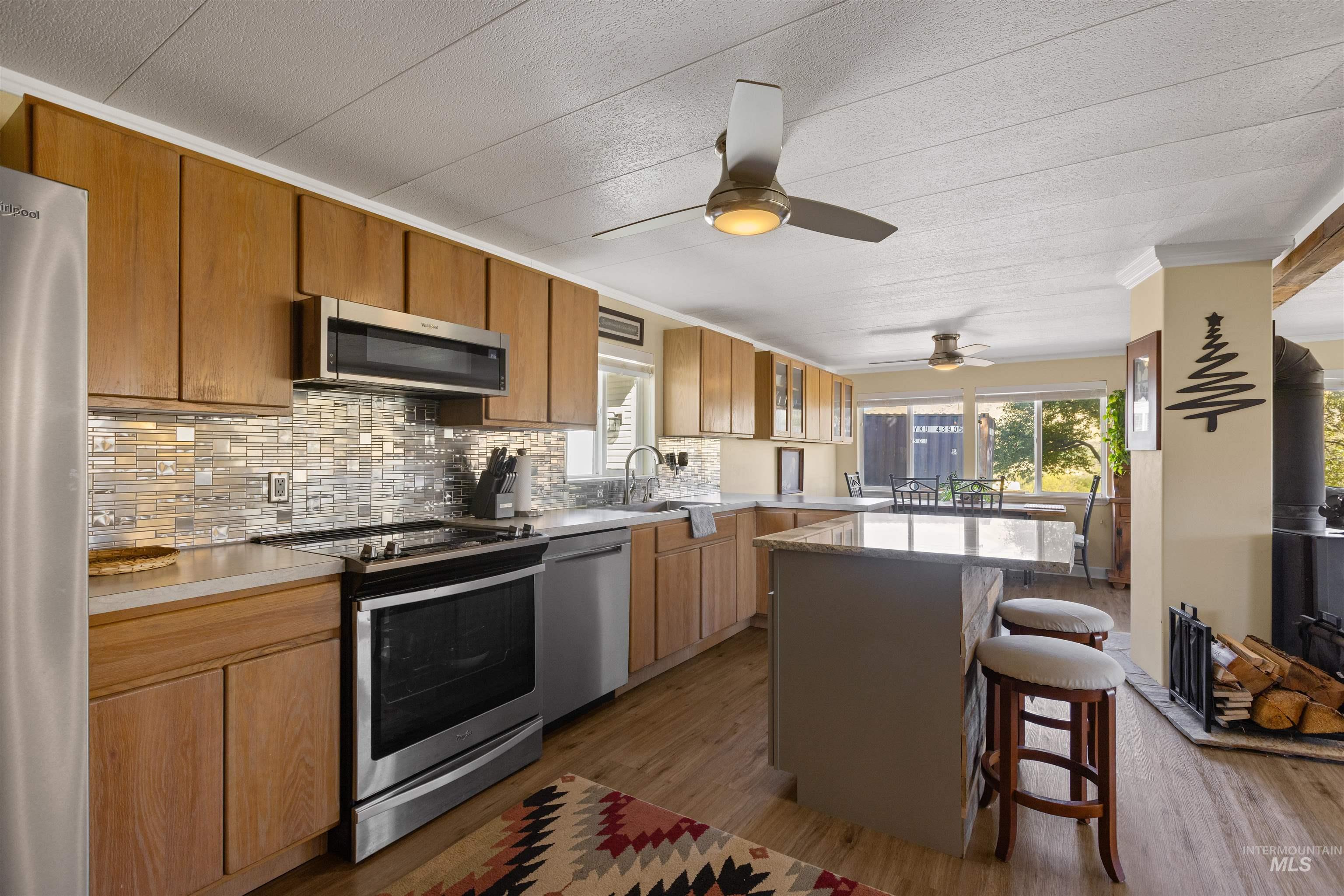 26 Watson Lane, Horseshoe Bend, Idaho 83629, 2 Bedrooms, 2 Bathrooms, Residential For Sale, Price $675,000,MLS 99004202