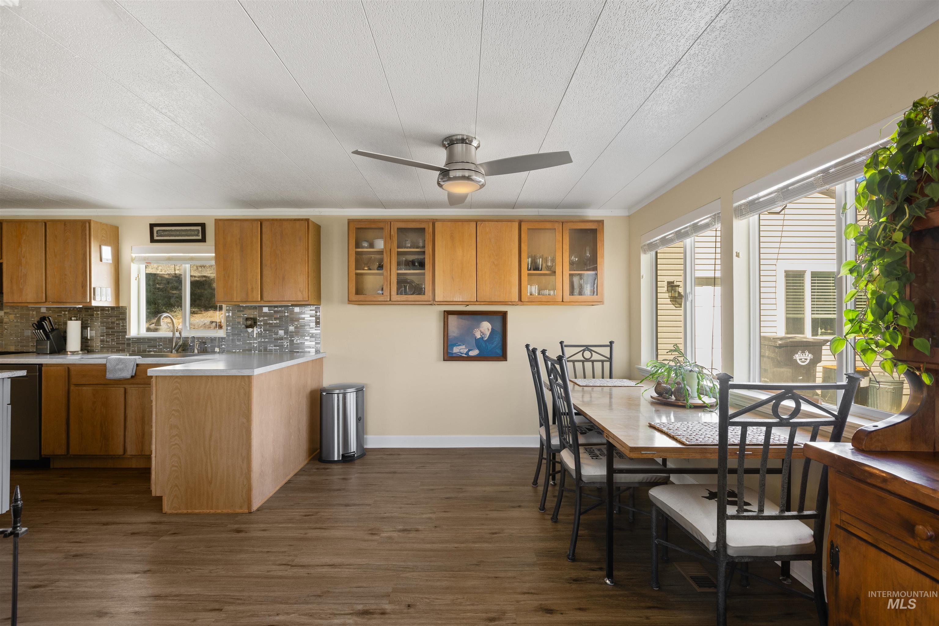 26 Watson Lane, Horseshoe Bend, Idaho 83629, 2 Bedrooms, 2 Bathrooms, Residential For Sale, Price $675,000,MLS 99004202