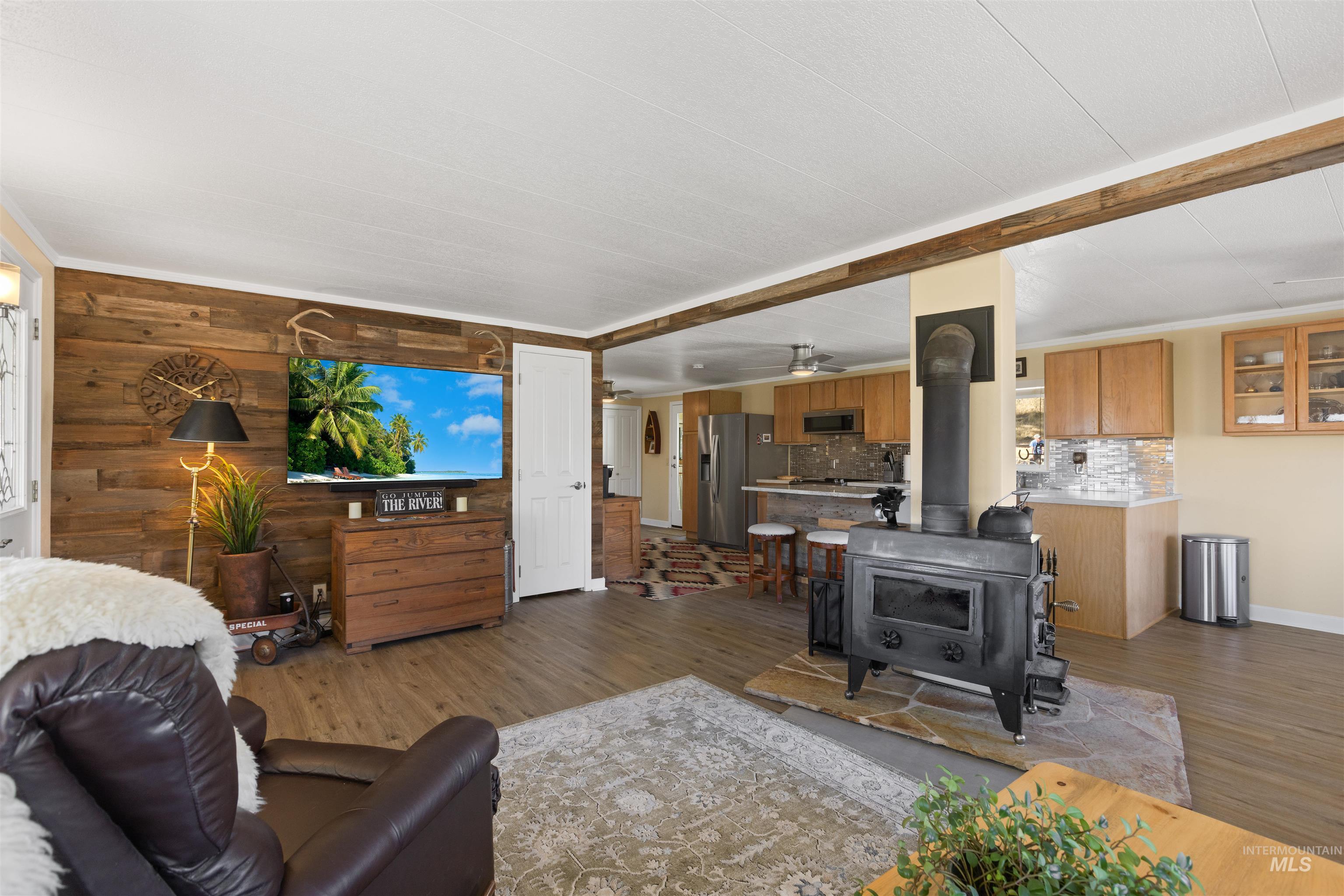 26 Watson Lane, Horseshoe Bend, Idaho 83629, 2 Bedrooms, 2 Bathrooms, Residential For Sale, Price $675,000,MLS 99004202