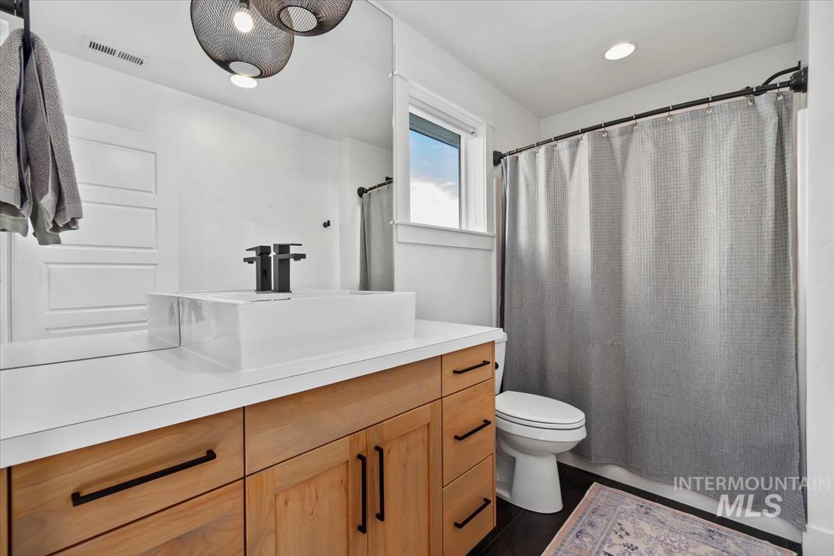 3166 W Antelope View Dr, Boise, Idaho 83714, 3 Bedrooms, 3.5 Bathrooms, Residential For Sale, Price $745,000,MLS 99004203
