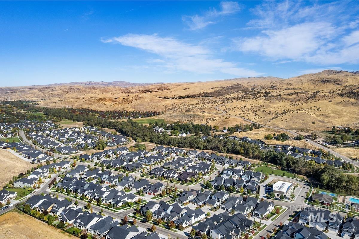 3166 W Antelope View Dr, Boise, Idaho 83714, 3 Bedrooms, 3.5 Bathrooms, Residential For Sale, Price $745,000,MLS 99004203