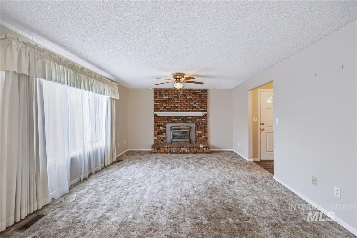 1817 Alder St, Caldwell, Idaho 83605, 3 Bedrooms, 2 Bathrooms, Residential For Sale, Price $385,000,MLS 99004204