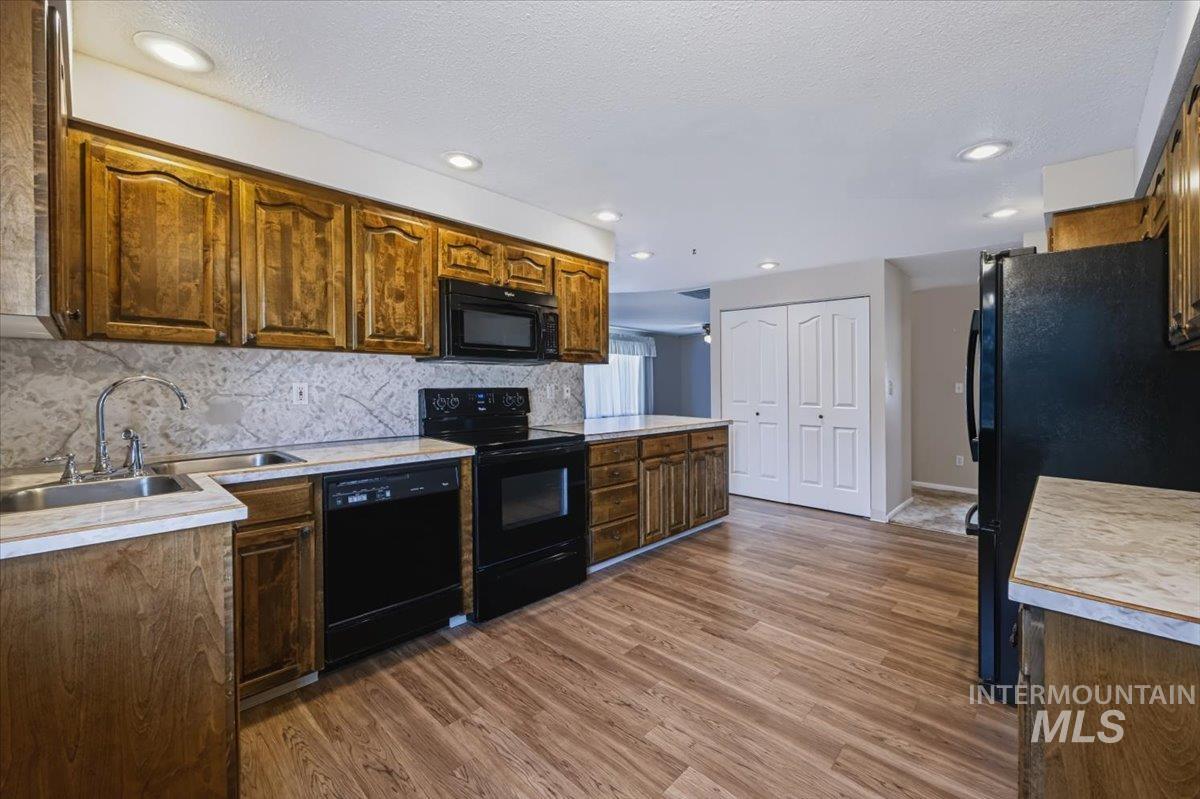 1817 Alder St, Caldwell, Idaho 83605, 3 Bedrooms, 2 Bathrooms, Residential For Sale, Price $385,000,MLS 99004204