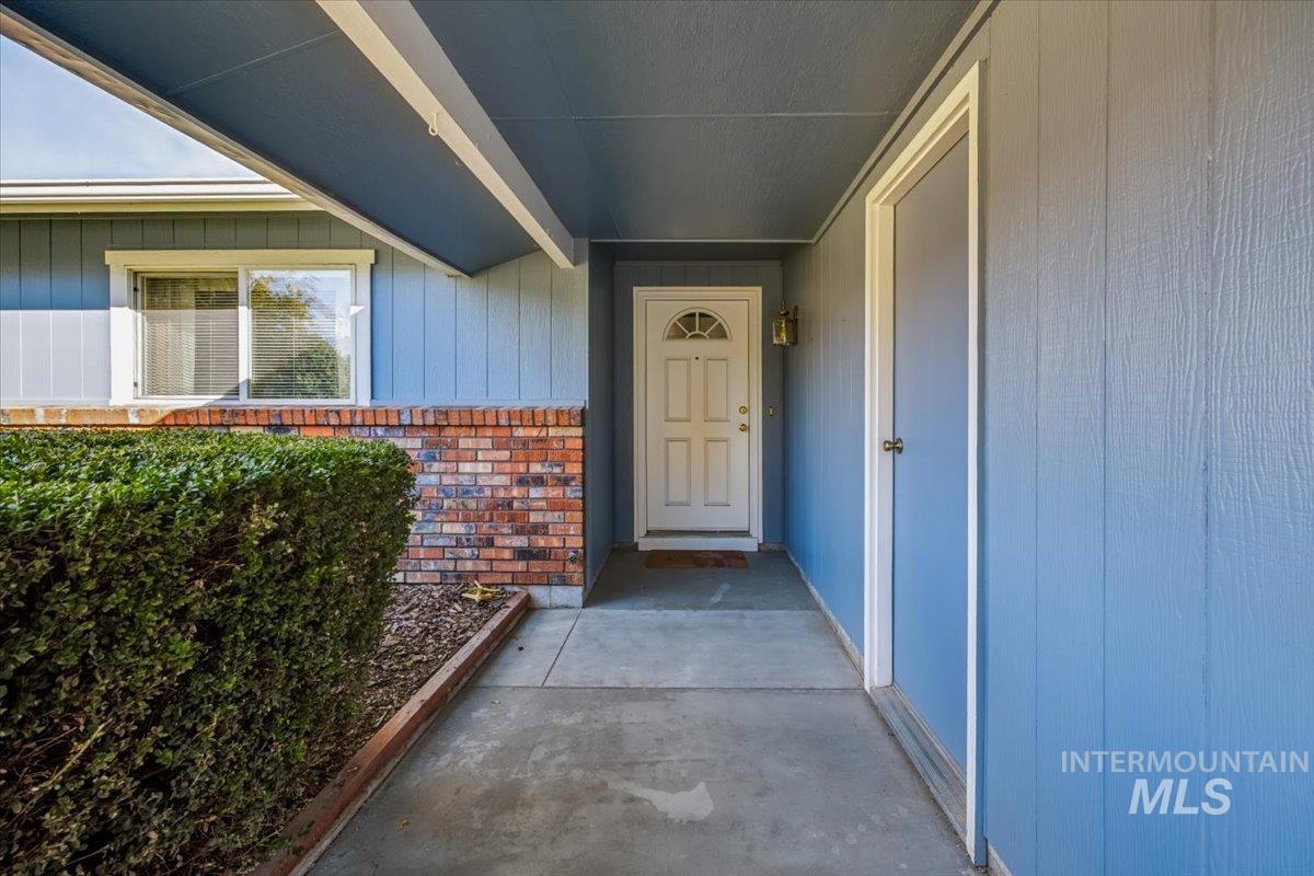 1817 Alder St, Caldwell, Idaho 83605, 3 Bedrooms, 2 Bathrooms, Residential For Sale, Price $385,000,MLS 99004204