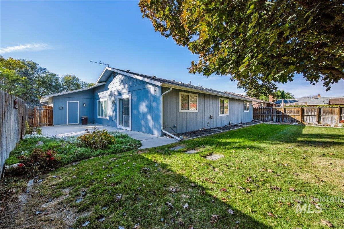 1817 Alder St, Caldwell, Idaho 83605, 3 Bedrooms, 2 Bathrooms, Residential For Sale, Price $385,000,MLS 99004204