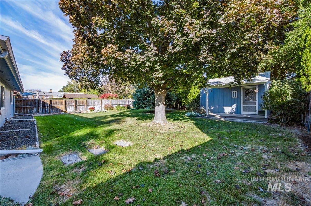 1817 Alder St, Caldwell, Idaho 83605, 3 Bedrooms, 2 Bathrooms, Residential For Sale, Price $385,000,MLS 99004204