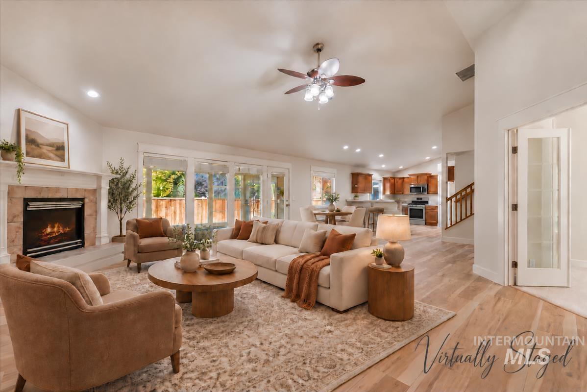 471 N Glen Aspen Way, Star, Idaho 83669, 4 Bedrooms, 3 Bathrooms, Residential For Sale, Price $619,900,MLS 99004206