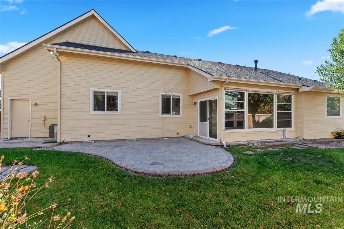 471 N Glen Aspen Way, Star, Idaho 83669, 4 Bedrooms, 3 Bathrooms, Residential For Sale, Price $619,900,MLS 99004206