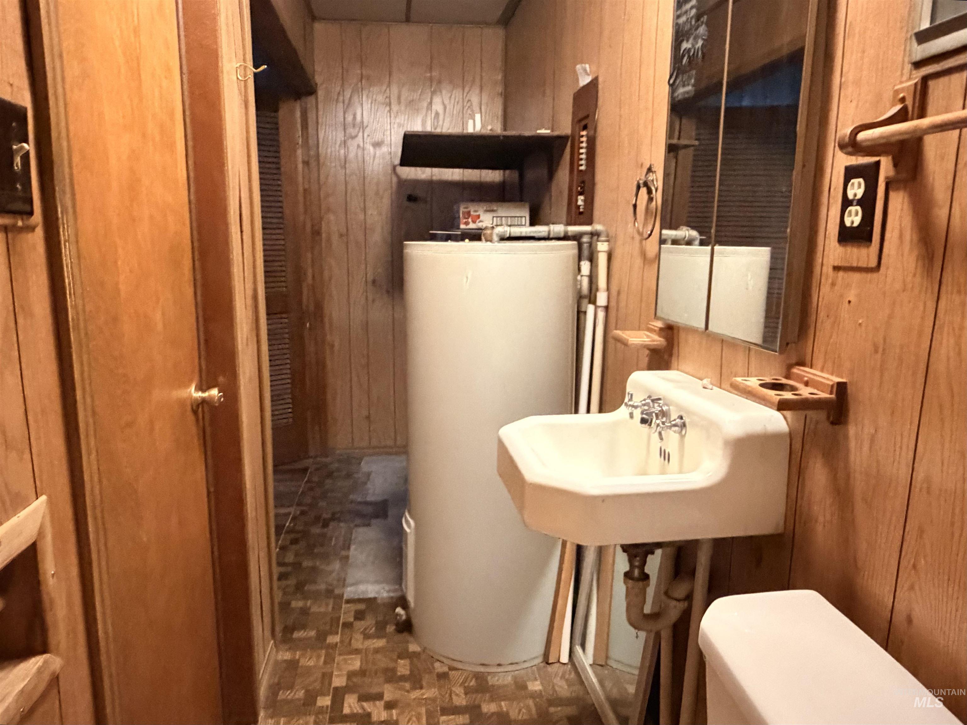 4454 B North 1325 East, Buhl, Idaho 83316, 2 Bedrooms, 2 Bathrooms, Residential For Sale, Price $325,000,MLS 99004213