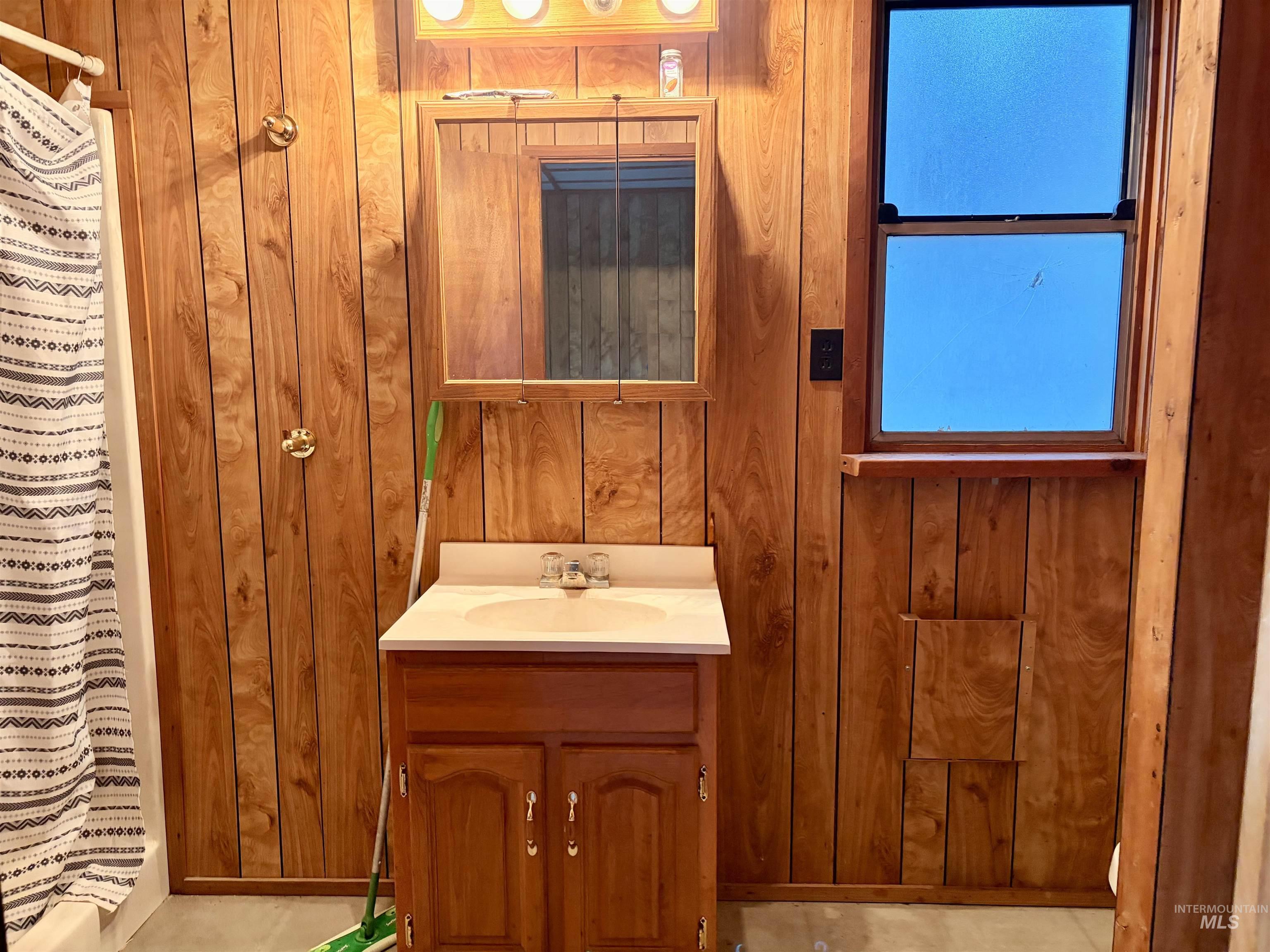 4454 B North 1325 East, Buhl, Idaho 83316, 2 Bedrooms, 2 Bathrooms, Residential For Sale, Price $325,000,MLS 99004213
