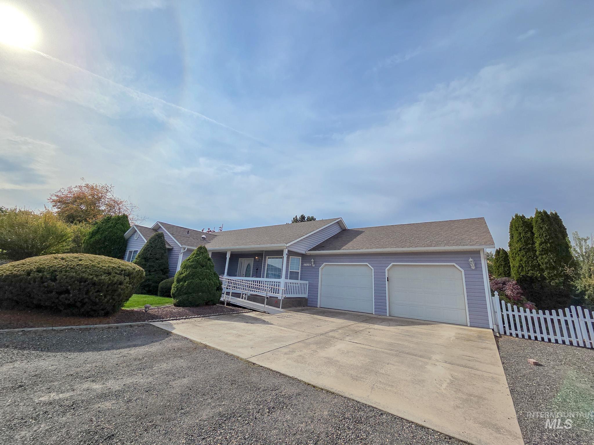 2238 Chukar, Clarkston, Washington 99403, 3 Bedrooms, 2 Bathrooms, Residential For Sale, Price $435,000,MLS 99004215