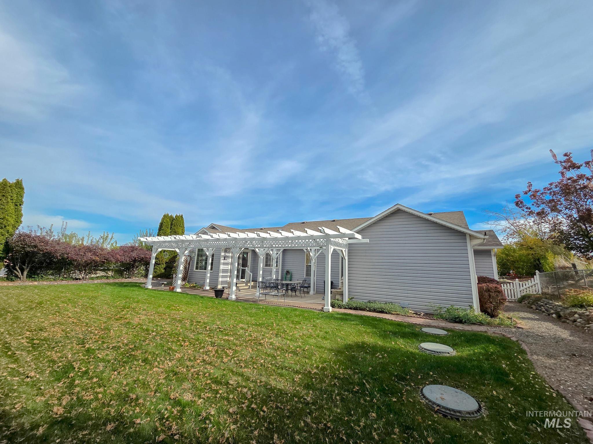 2238 Chukar, Clarkston, Washington 99403, 3 Bedrooms, 2 Bathrooms, Residential For Sale, Price $435,000,MLS 99004215