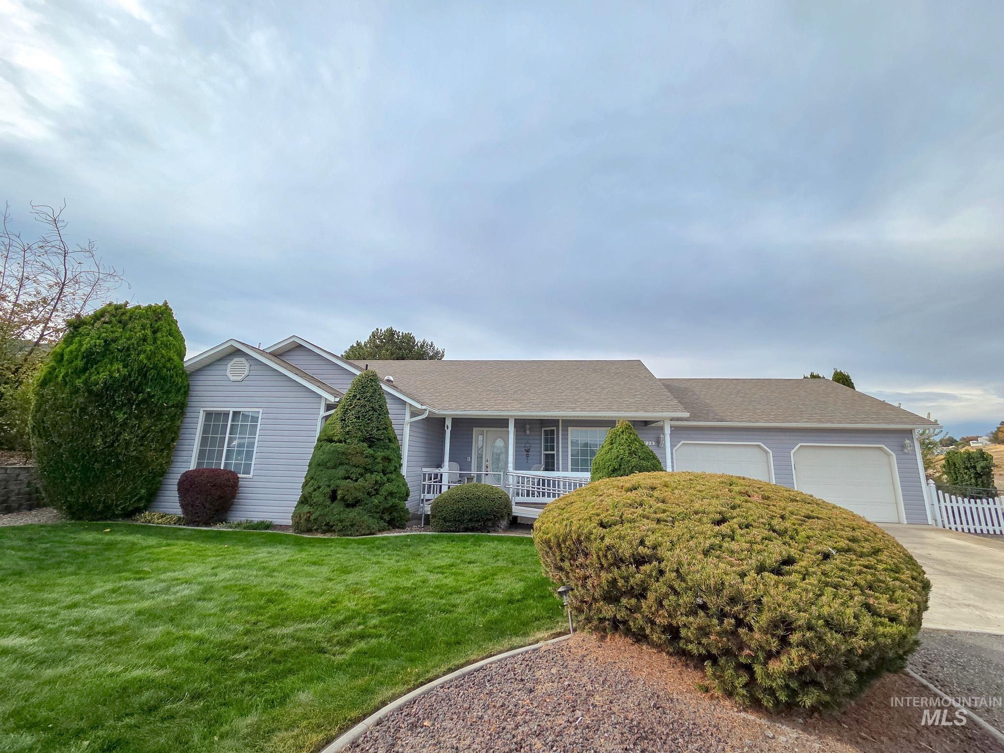 2238 Chukar, Clarkston, Washington 99403, 3 Bedrooms, 2 Bathrooms, Residential For Sale, Price $435,000,MLS 99004215