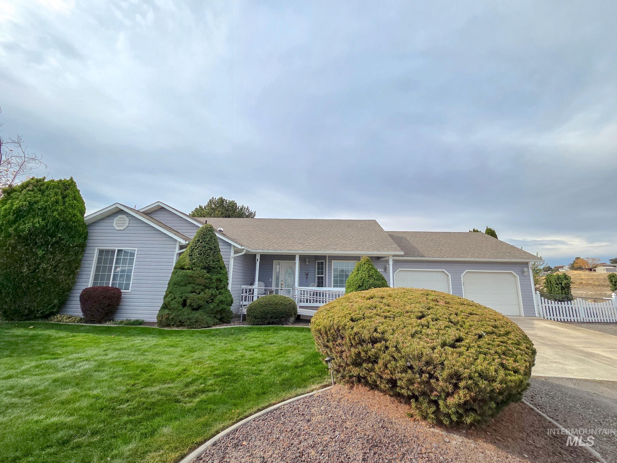 2238 Chukar, Clarkston, Washington 99403, 3 Bedrooms, 2 Bathrooms, Residential For Sale, Price $435,000,MLS 99004215