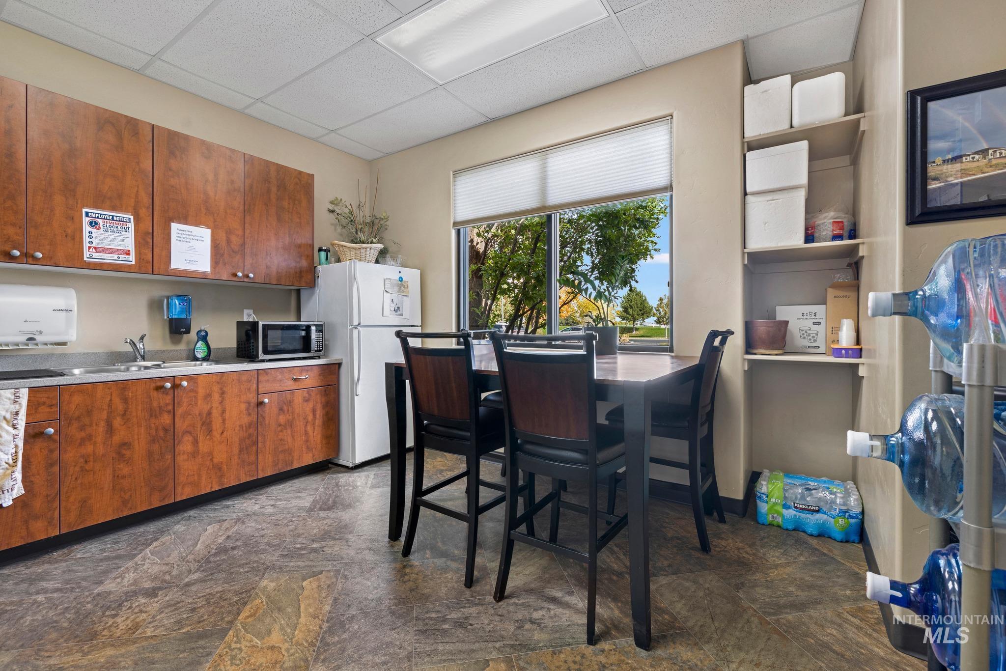 1415 Park View Dr, Twin Falls, Idaho 83301, Business/Commercial For Sale, Price $138,024, 99004217