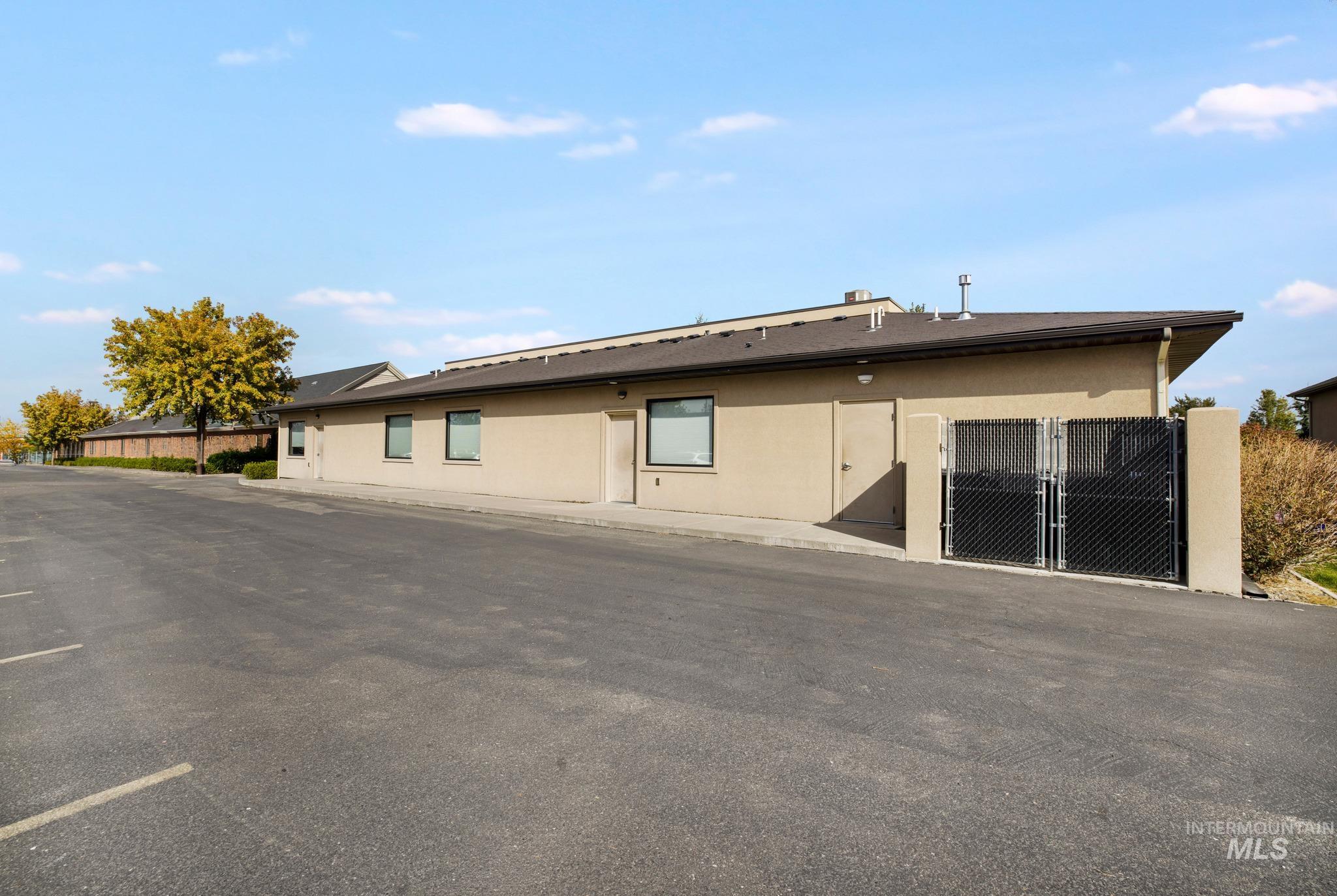 1415 Park View Dr, Twin Falls, Idaho 83301, Business/Commercial For Sale, Price $138,024, 99004217