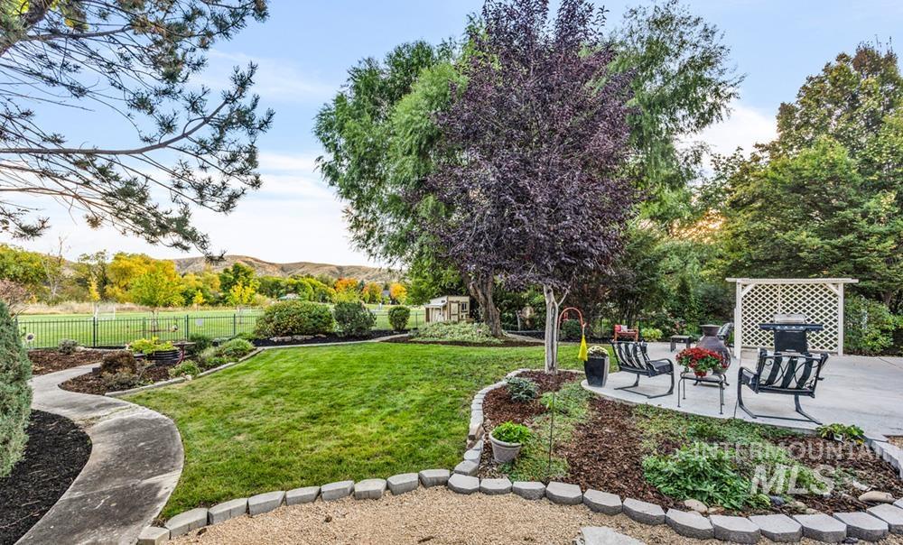 5216 N 36th St, Boise, Idaho 83703, 4 Bedrooms, 3.5 Bathrooms, Residential For Sale, Price $998,000, 99004218