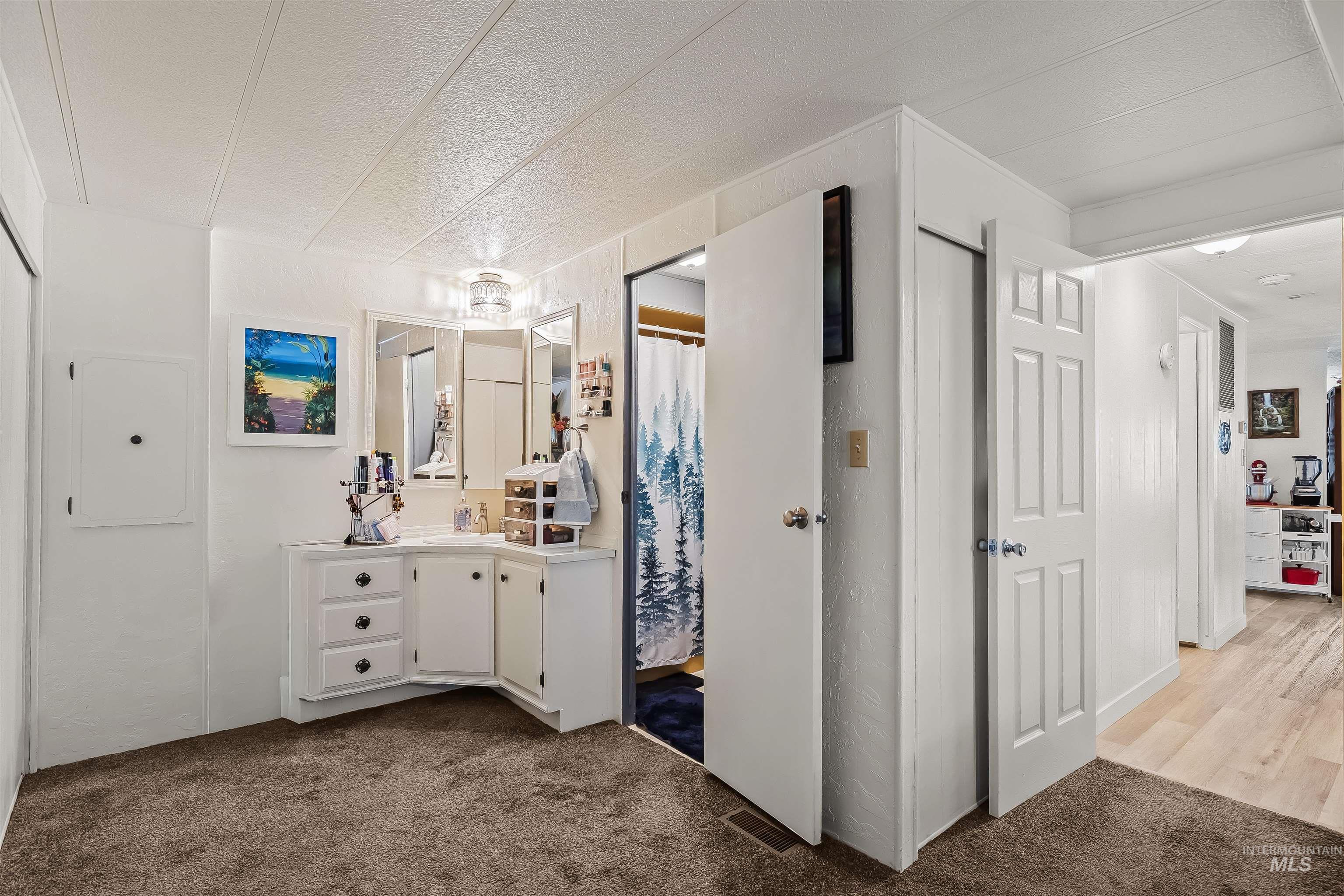 2015 6th Ave, Clarkston, Washington 99403, 2 Bedrooms, 2 Bathrooms, Residential For Sale, Price $89,000, 99004220