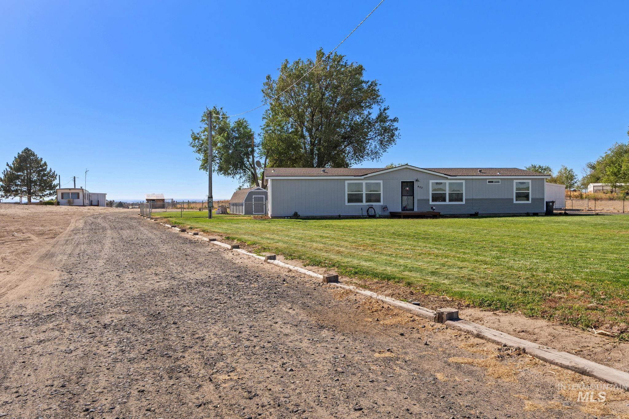 403 W 50 S, Jerome, Idaho 83338, 3 Bedrooms, 2 Bathrooms, Residential For Sale, Price $464,000, 99004221