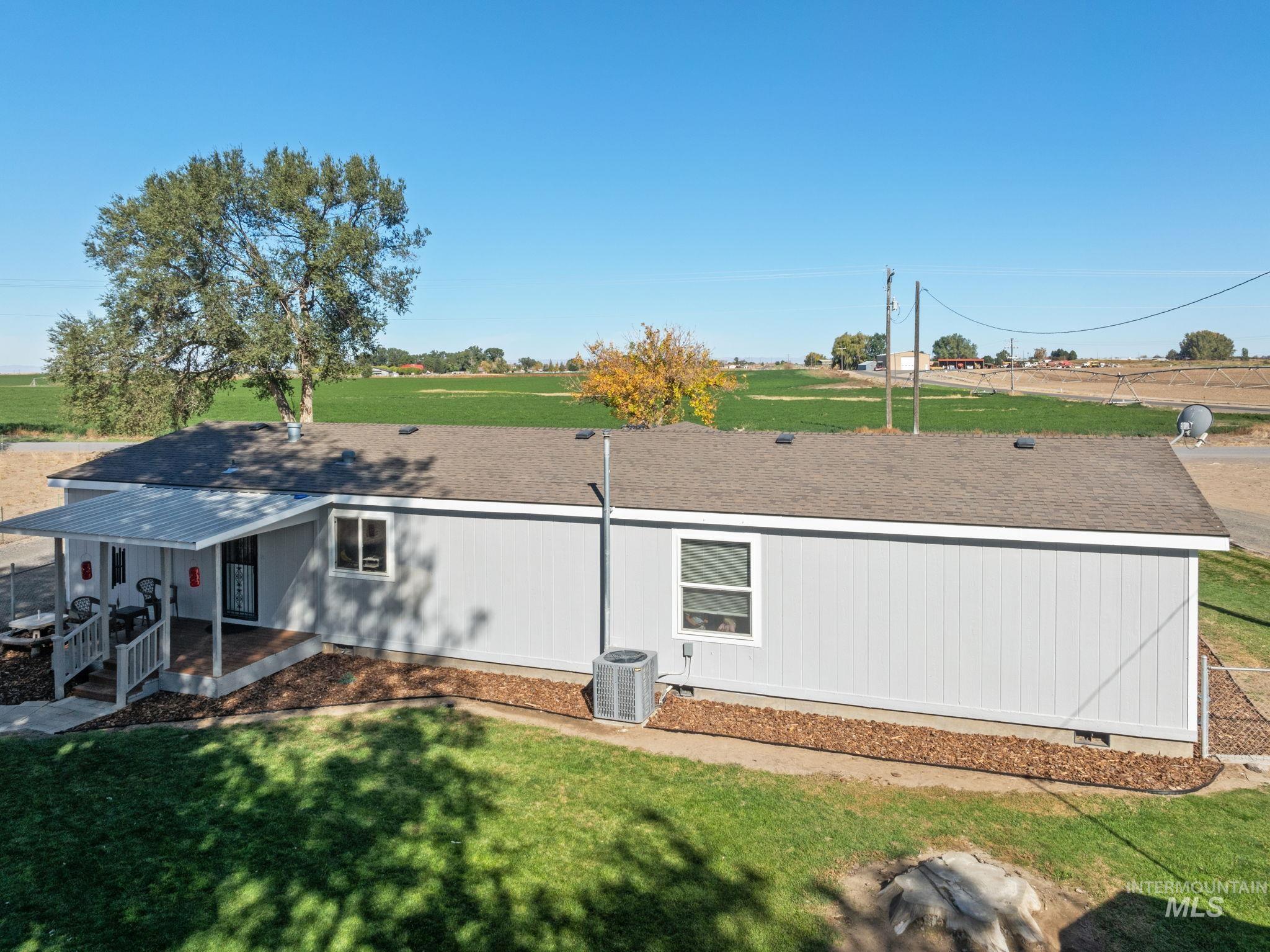 403 W 50 S, Jerome, Idaho 83338, 3 Bedrooms, 2 Bathrooms, Residential For Sale, Price $464,000, 99004221