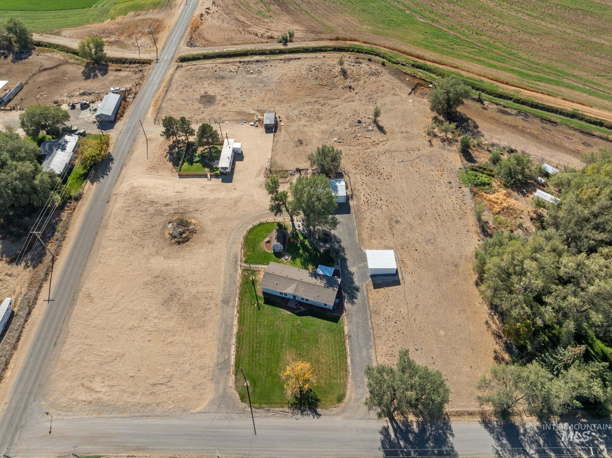 403 W 50 S, Jerome, Idaho 83338, 3 Bedrooms, 2 Bathrooms, Residential For Sale, Price $464,000, 99004221