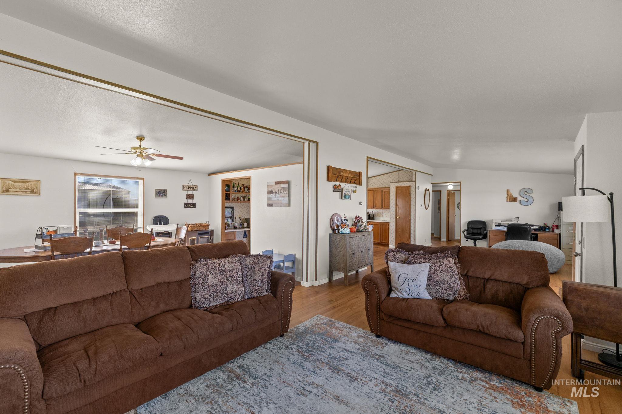 403 W 50 S, Jerome, Idaho 83338, 3 Bedrooms, 2 Bathrooms, Residential For Sale, Price $464,000, 99004221