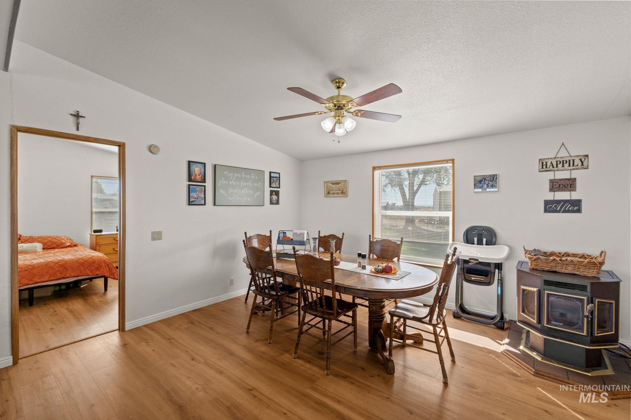 403 W 50 S, Jerome, Idaho 83338, 3 Bedrooms, 2 Bathrooms, Residential For Sale, Price $464,000, 99004221