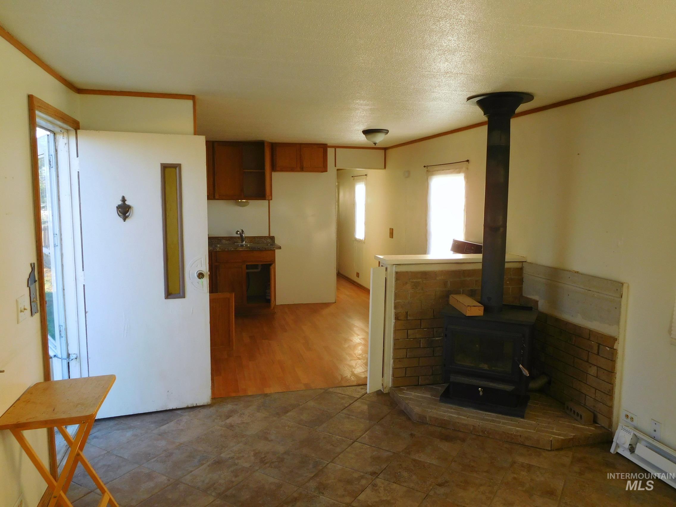 57 S 400 W, Jerome, Idaho 83338, 2 Bedrooms, 1 Bathroom, Residential For Sale, Price $264,000, 99004222