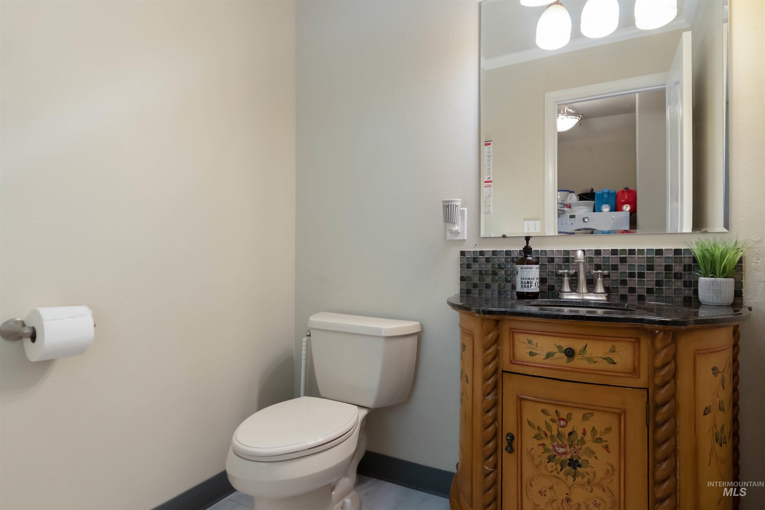 485 N Nebula, Star, Idaho 83669, 4 Bedrooms, 2.5 Bathrooms, Residential For Sale, Price $464,900,MLS 99004225
