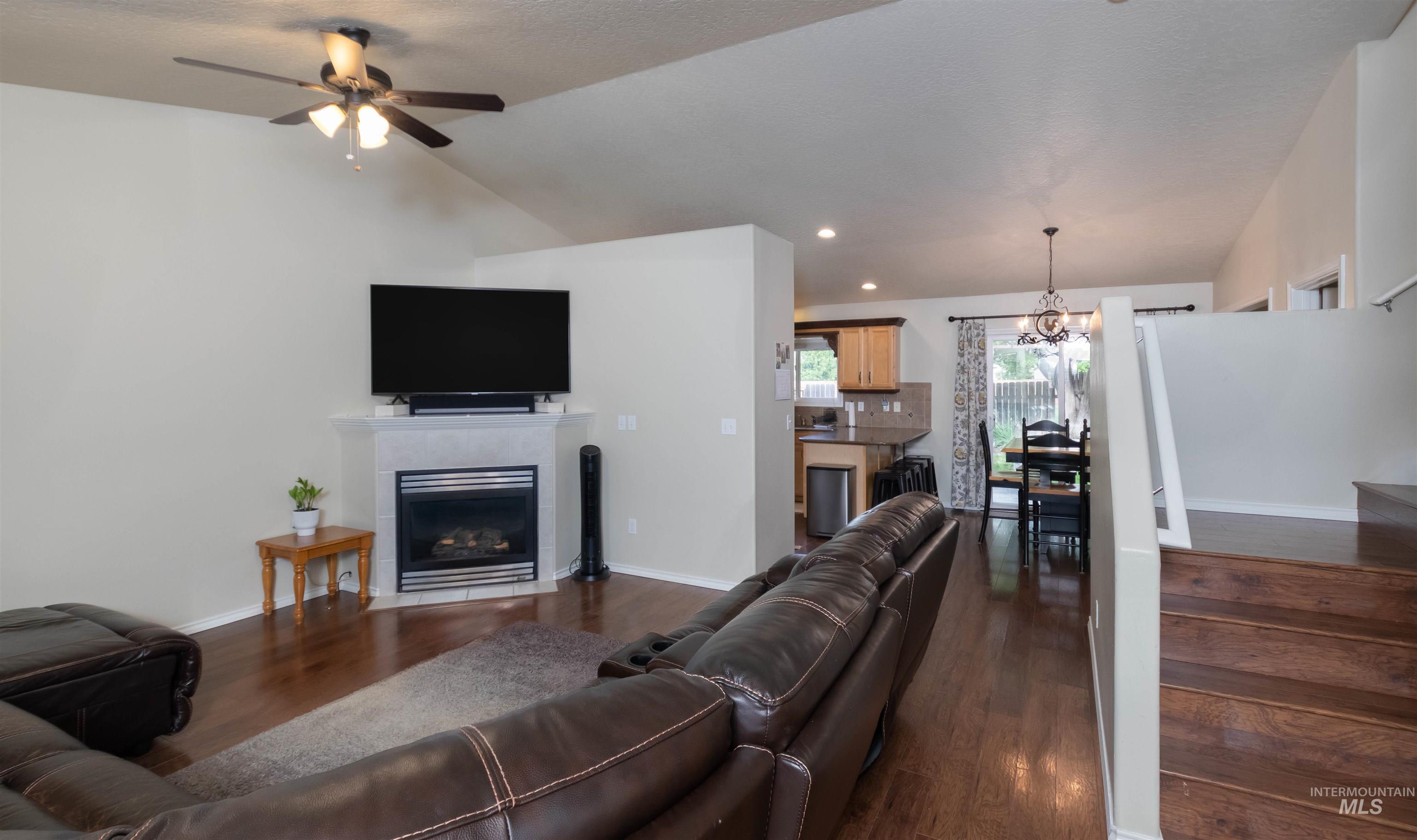485 N Nebula, Star, Idaho 83669, 4 Bedrooms, 2.5 Bathrooms, Residential For Sale, Price $464,900,MLS 99004225